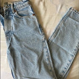 Zara Mom Fit Jeans
